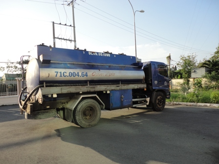 Tạm giữ 10.000 lít xăng, dầu không có hóa đơn, chứng từ ảnh 1